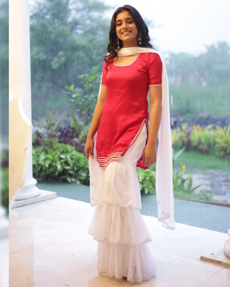 Traditional Outfits To Style From Kavya Ek Jazbaa Ek Junoon Actress Sumbul Touqeer For Ramadan Iftar Look 887623