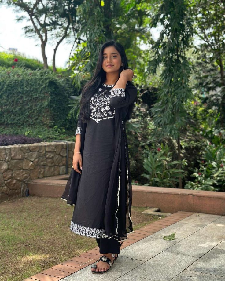 Traditional Outfits To Style From Kavya Ek Jazbaa Ek Junoon Actress Sumbul Touqeer For Ramadan Iftar Look 887624