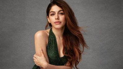 Alaya F received a shoutout from grandfather Kabir Bedi! The veteran actor hailed her performance in Bade Miyan Chote Miyan