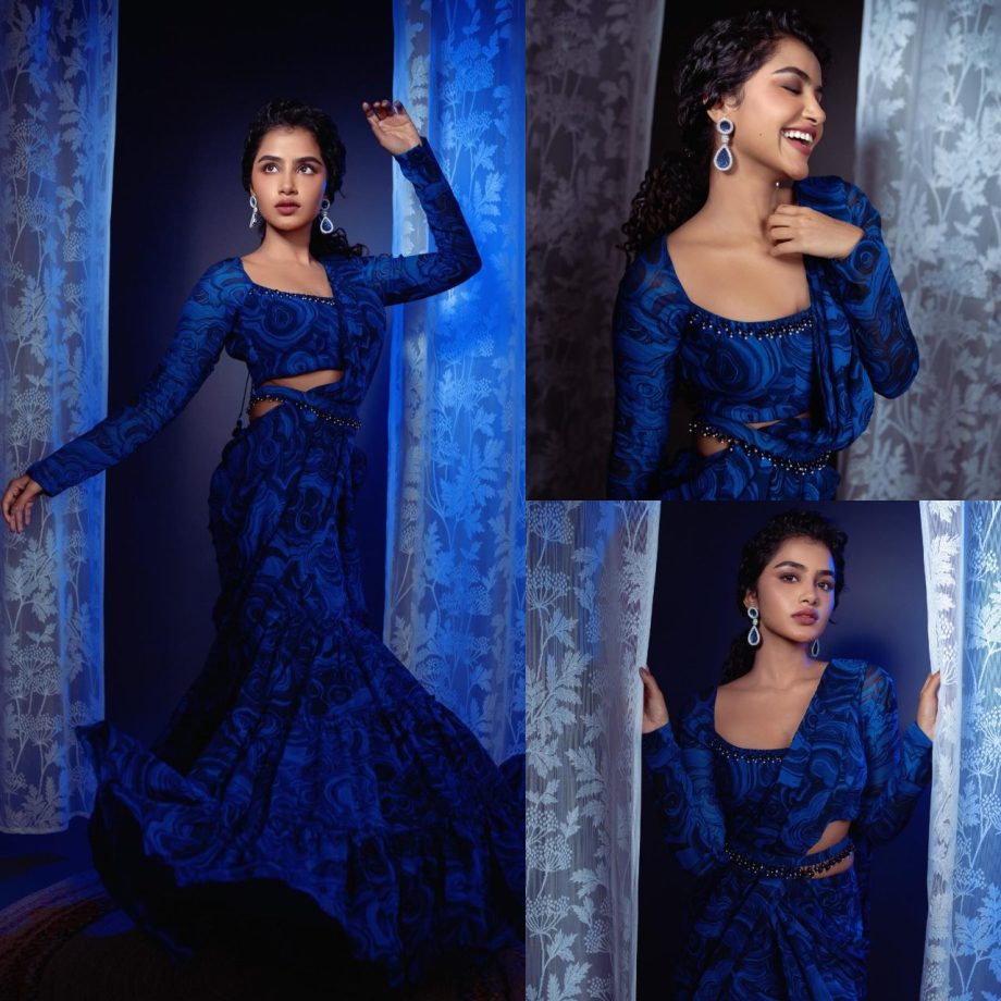 Anupama Parameswaran’s Timeless Beauty In A Captivating Blue And Black Printed Saree 890426