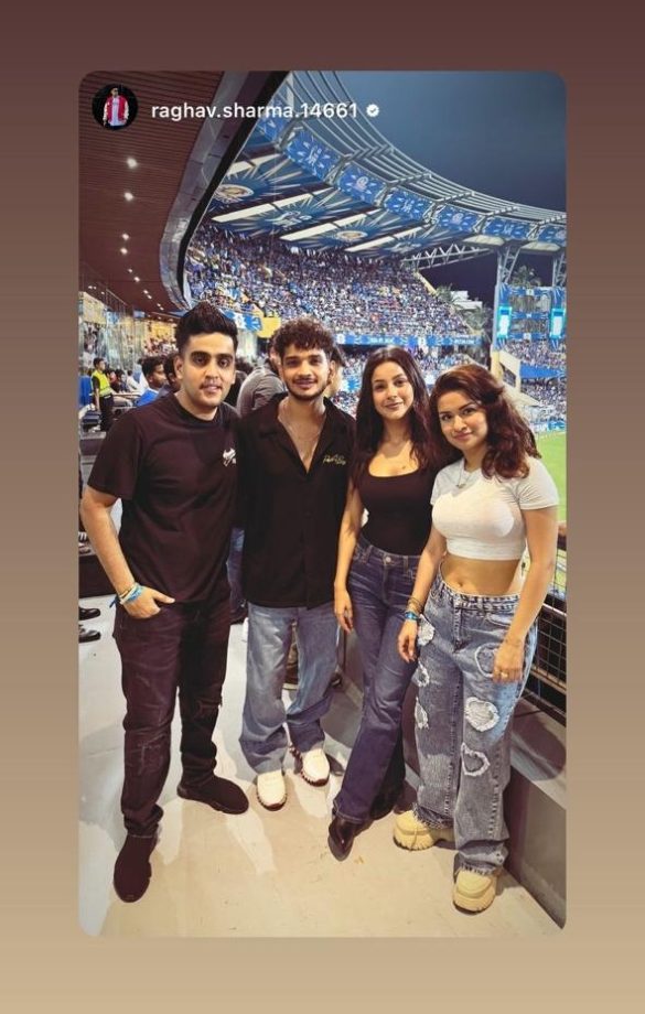 Avneet Kaur Is Hot In Crop Top & Denim, Enjoys IPL Match With Rumoured BF Raghav Sharma, Shehnaaz Gill & Munawar Faruqui 891168