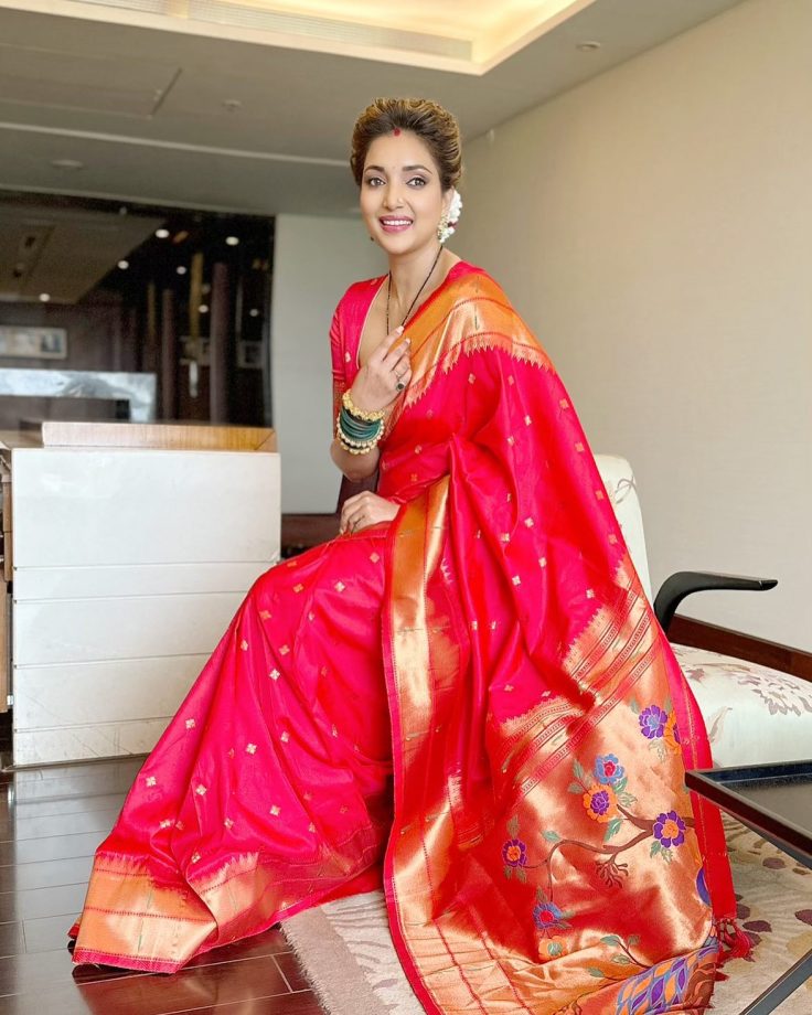 Celebrate Gudi Padwa in a Paithani Saree and Check Out The Styles of Marathi Actresses, From Sonalee Kulkarni to Prajakta Mali 890187