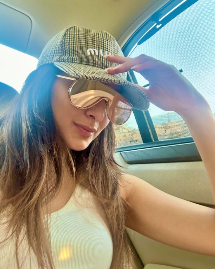 Gorgeous Glow: Kiara Advani's No-Makeup Selfie Radiates Natural Beauty! 893073