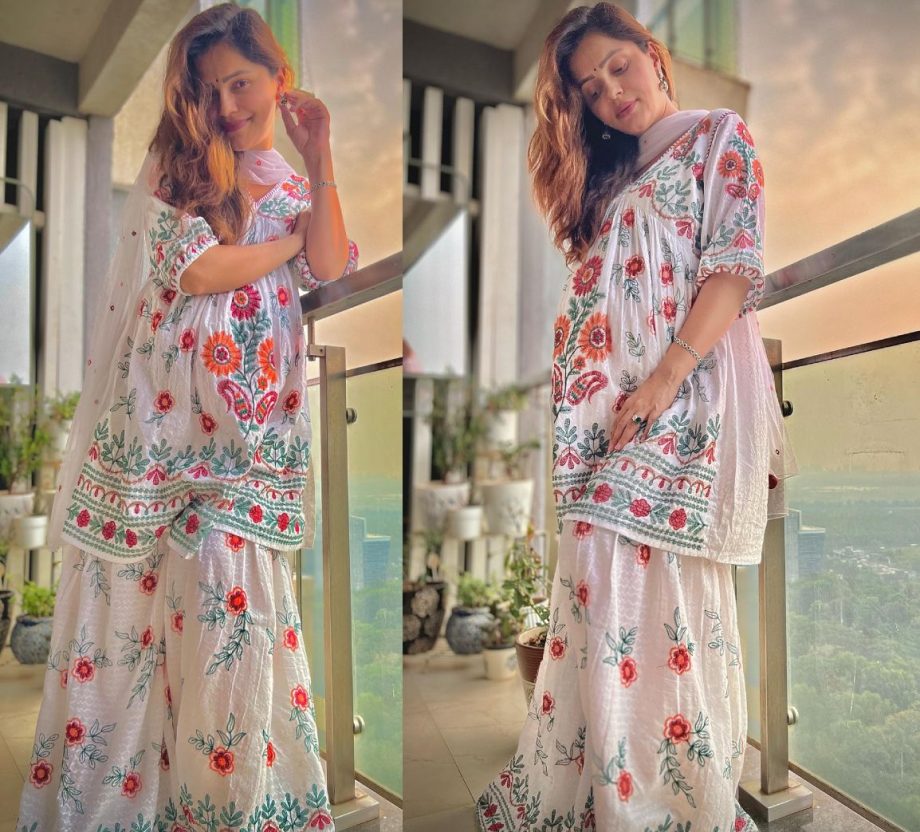 Here's How Television Divas Are Stylish Sharara Set: From Divyanka Tripathi To Rubina Dilaik 890522