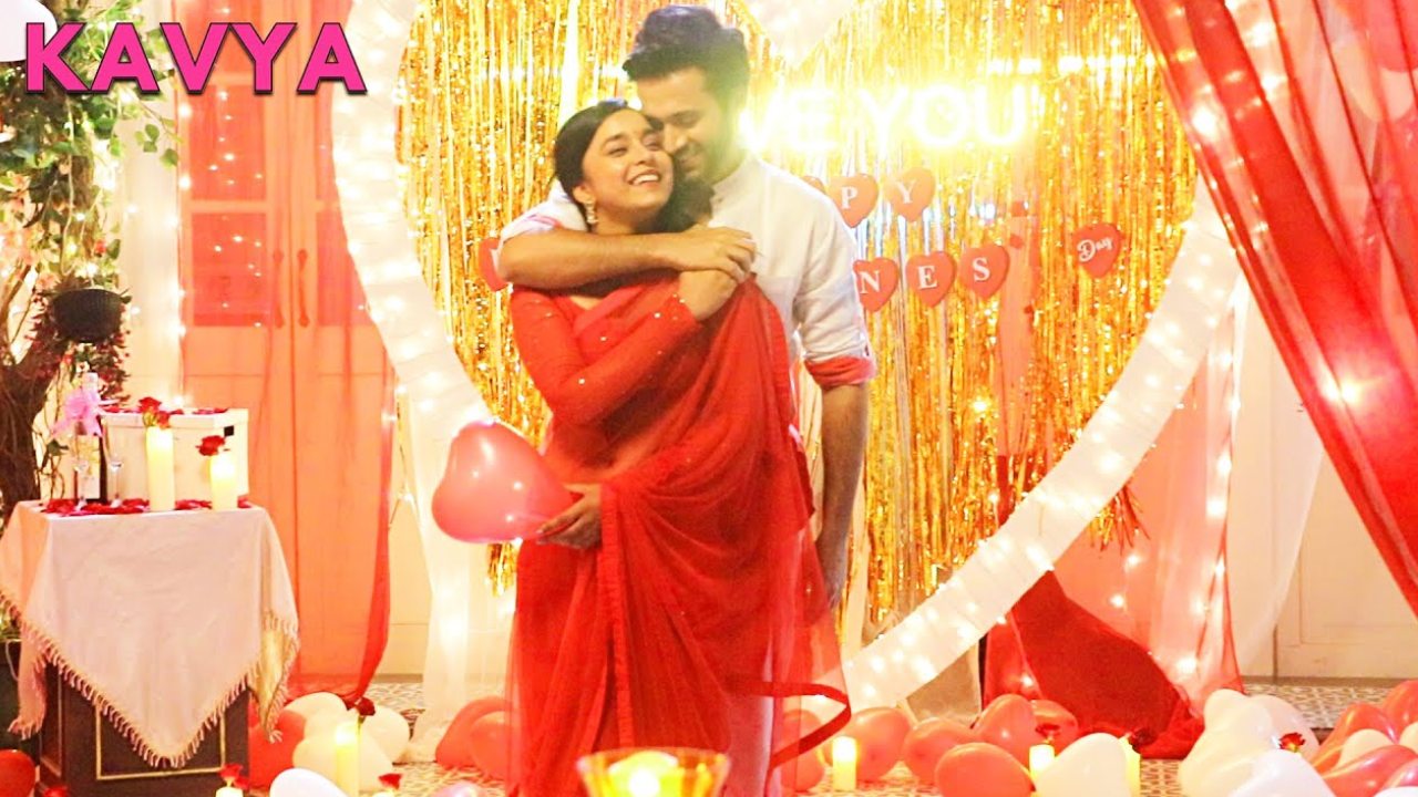 Kavya - Ek Jazbaa Ek Junoon: Kavya And Adhiraj's Romantic Dance Seals Their Growing Love At Party 892279