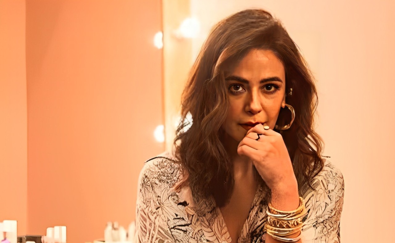 Mona Singh 892546