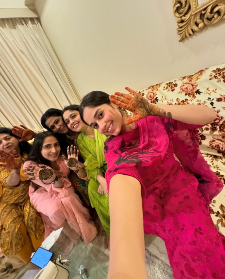 Reem Shaikh and Jannat Zubair Bond Over Mehendi Night; Get Ready To Celebrate Eid 890806