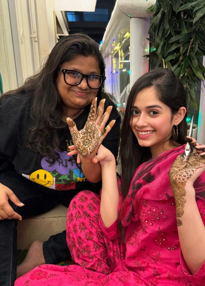 Reem Shaikh and Jannat Zubair Bond Over Mehendi Night; Get Ready To Celebrate Eid 890807