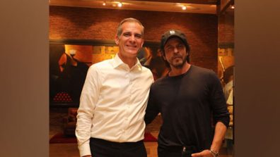 U.S. Envoy Eric Garcetti Overwhelmed after Meeting SRK, said, “Everybody in my office went nuts, and I didn’t realize the level of love that is there for Shah Rukh Khan across the country”