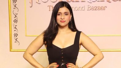 When the world goes East, Mannara goes West! Netizens Laud Mannara as she picks a Western outfit for a recent event when others wore traditional attire