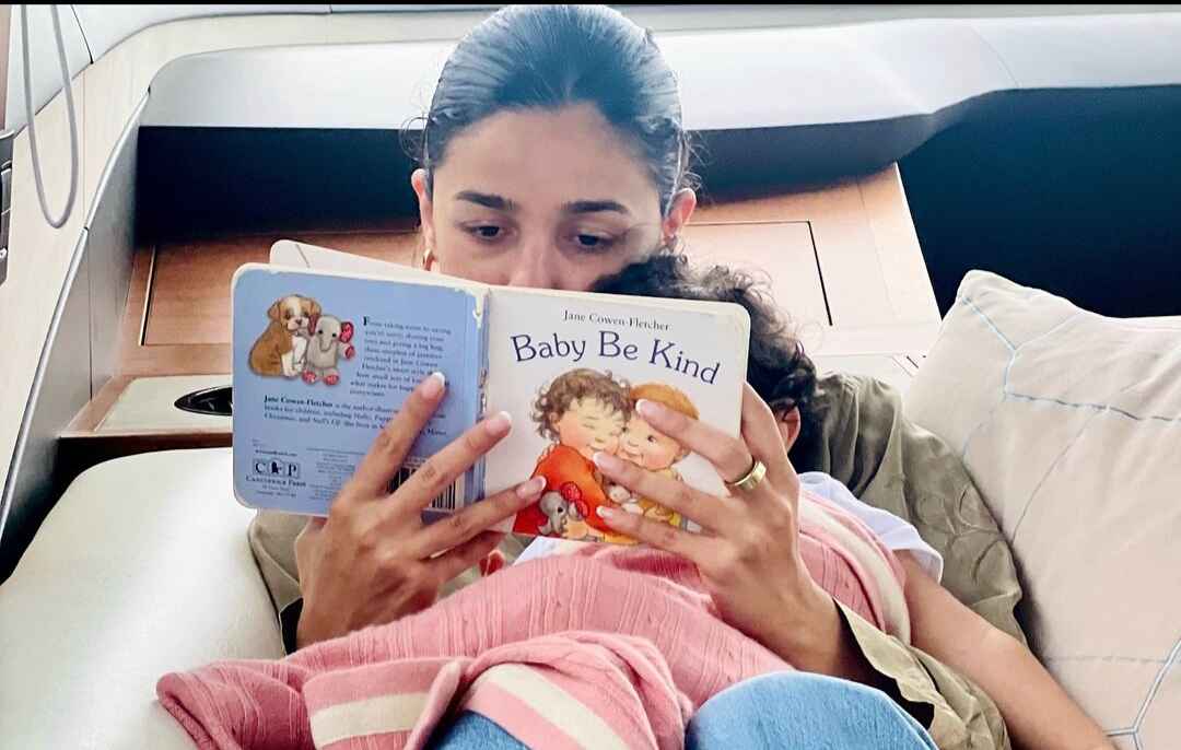 Alia Bhatt gives a special sneak-peek into her & baby Raha's reading time 897026