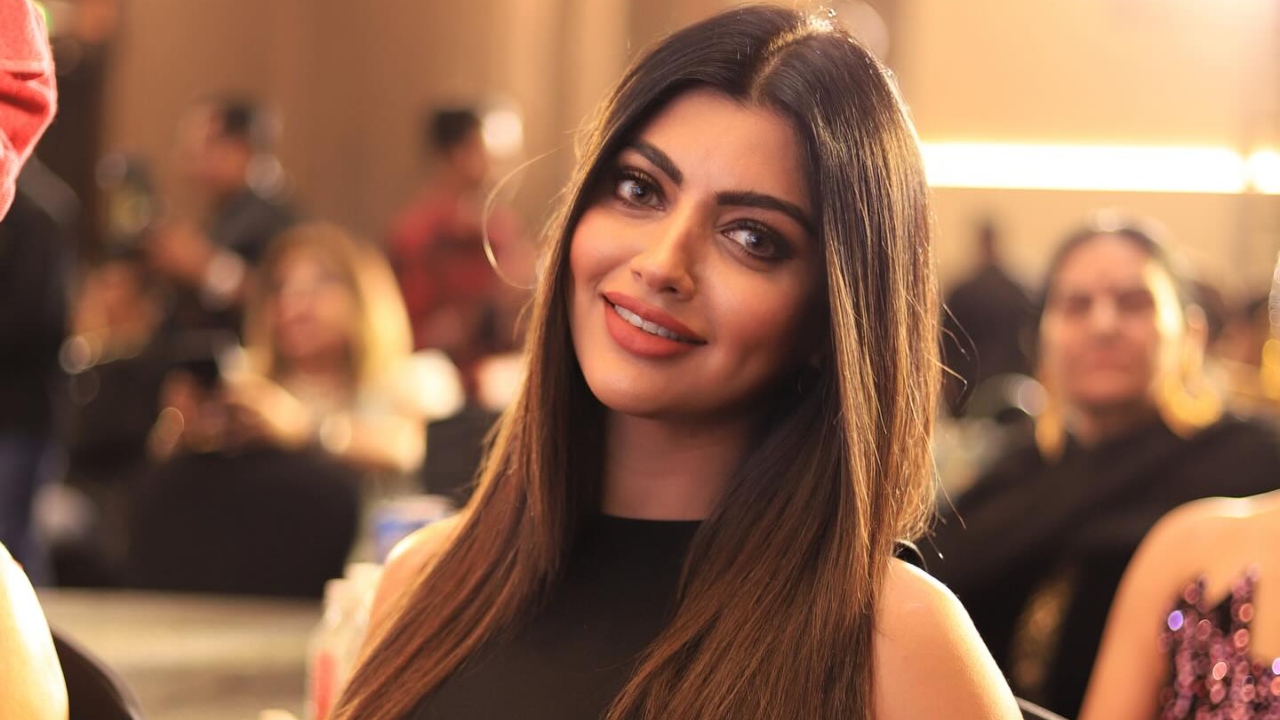 Bigg Boss Fame Akanksha Puri Undergoes Surgery; Updates About Her Health From Hospital 896312