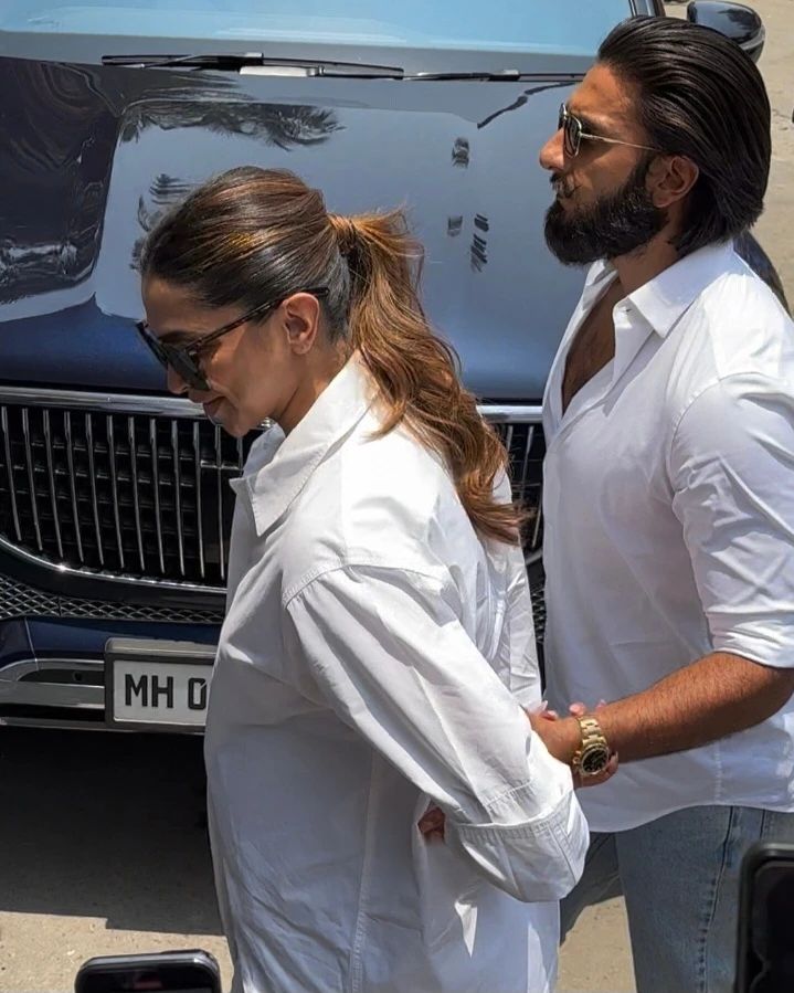 Deepika Padukone's baby bump finally visible as she arrives with Ranveer Singh to cast her vote 895928