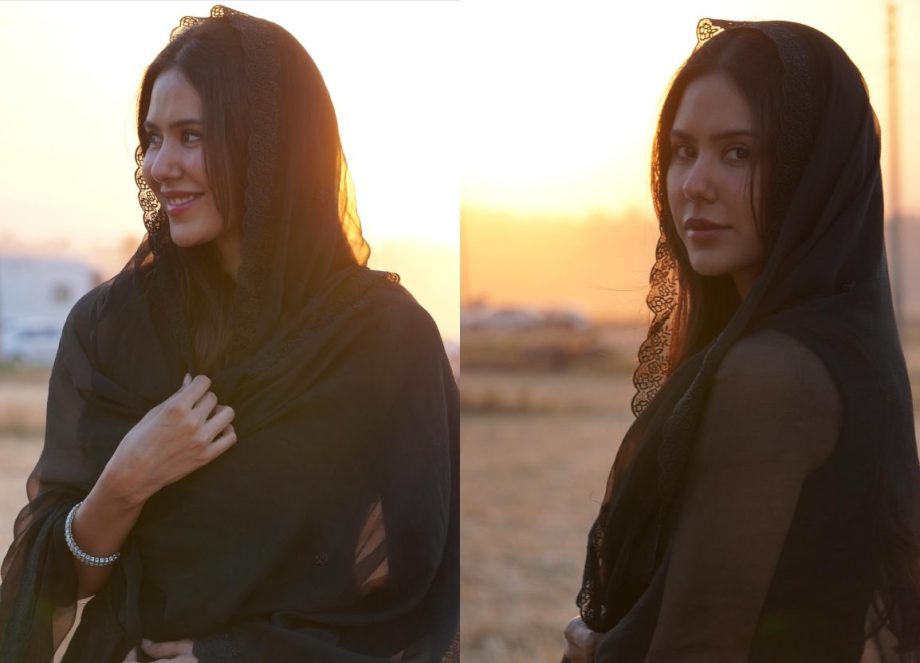 Fashion Battle: Sargun Mehta vs. Sonam Bajwa: Who Looks Mesmerizing in a Salwar Suit? 895542