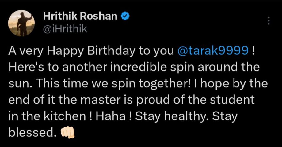 Hrithik & Jr. NTR share an inside joke that fans cannot get enough of; a congenial 'War' 896109