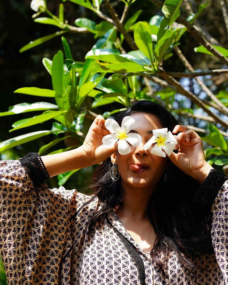 [In Pics] Decoding Erica Fernandes's 'Frangipani' Moments 896649