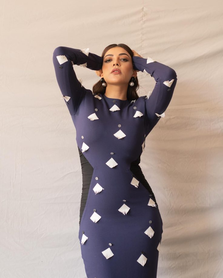 Kajal Aggarwal Flaunts Her Striking Toned Physique in a Stunning Purple Bodycon Dress 894646