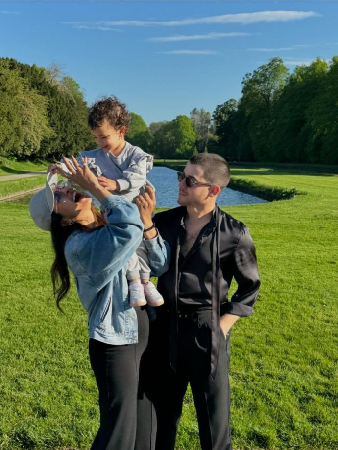 Priyanka Chopra Shares Adorable Family Moment With Nick Jonas and Daughter Malti Marie, Receives Love From Shruti Hassan 894631
