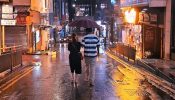 Rain, Romance & Street Walk: Inside Nayanthara's Quality Time With Husband Vignesh Shivan 897299