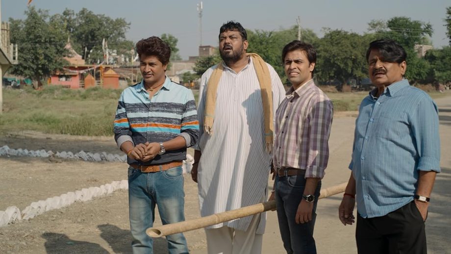 Review: 'Panchayat S3' is still heart-warming & adorable even though it suffers with a banal central plot of 'internal politics' 897216