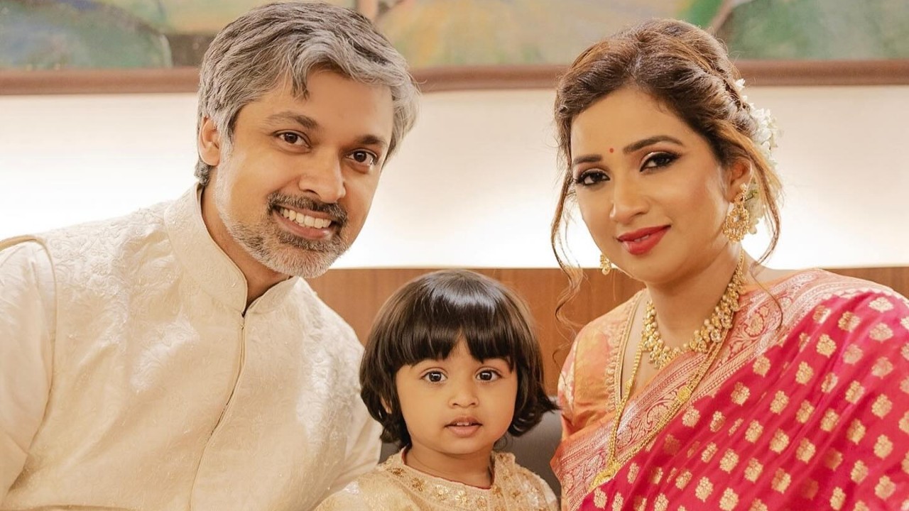 Shreya Ghoshal Celebrates Her Son Devyaan's 3rd Birthday With Sweet Family Pictures 896362