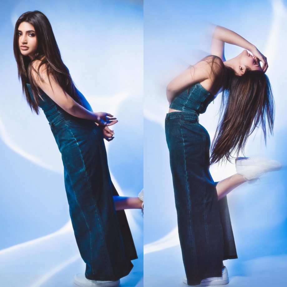 Sreeleela Rocks Denim Fashion in a Blue Top and Pencil Skirt, See Photos! 894736
