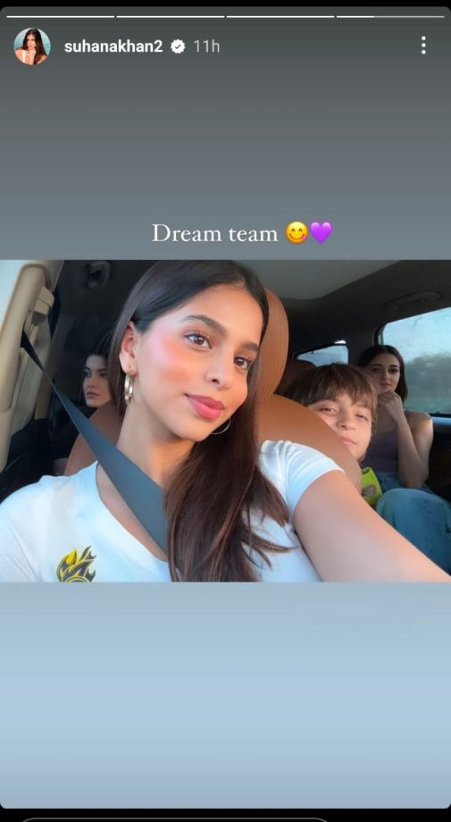 Suhana Khan's Chilling Car Ride With 'Dream Team' Including Ananya Panday, Shanaya Kapoor & More 893718