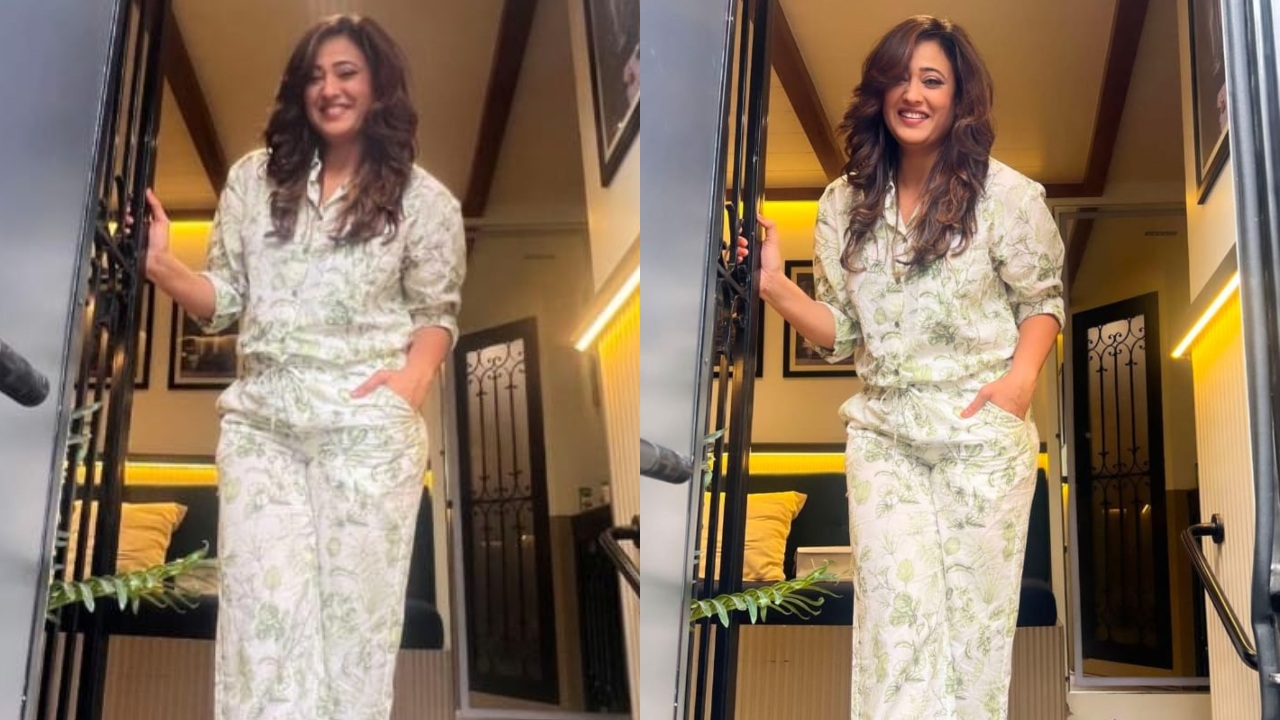 Summer Style: Shweta Tiwari Looks Ravishing In Cool Floral Printed Co-ord Set 895020