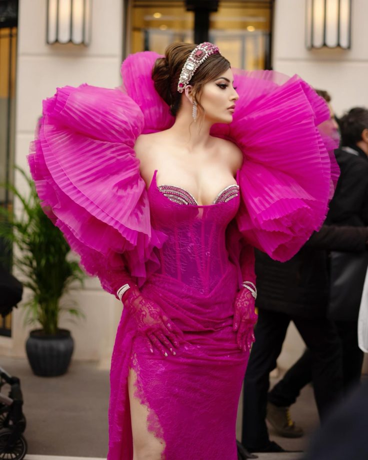 Urvashi Rautela Dazzles in a Pink Thigh-High Slit Gown with Ruffle Sleeves, Check Now! 895149