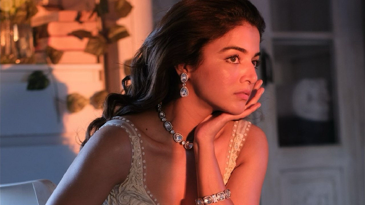 Wamiqa Gabbi Expresses Her Love, Looks Elegant In Ivory Lehenga 896301