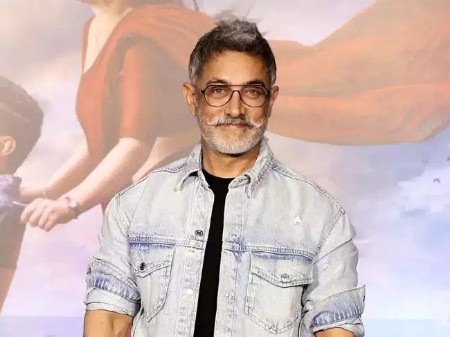 Age Is Just A Number: Bollywood Stars Who Shine Bright In Grey  901946
