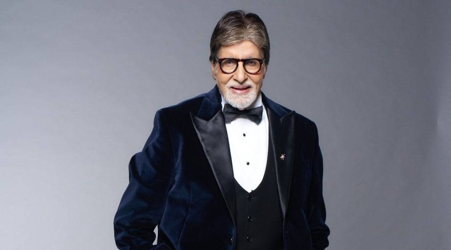 Age Is Just A Number: Bollywood Stars Who Shine Bright In Grey  901928
