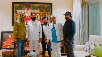 Amidst Receiving Bomb Threats, Annu Kapoor and the Filmmakers of  ‘Hamare Baarah’ Express Heartfelt Gratitude To Chief Minister Eknath Shinde for the Support