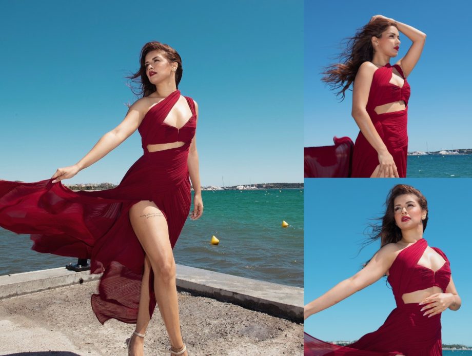 Avneet Kaur Flaunts Her Special Tattoo In Maroon Thigh-High Slit Gown, Check Now! 898675