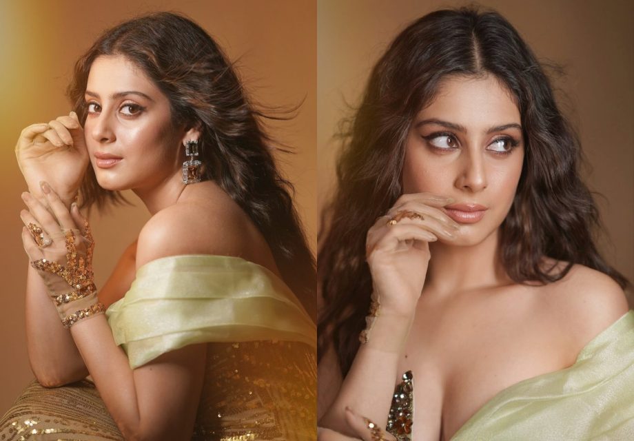 Bigg Boss Fame Isha Malviya Poses With Disha Patani In Western Fit, Calls Her ‘Doll’ 902054