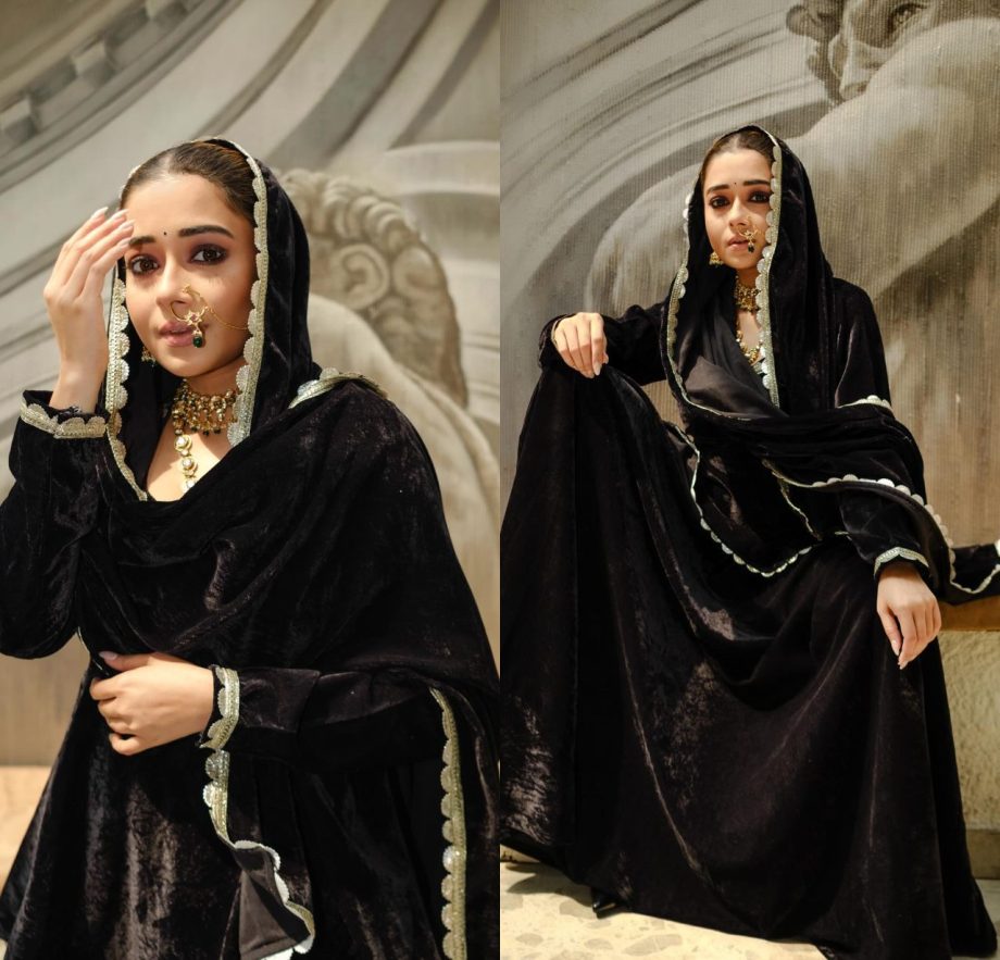 Bigg Boss Fame Manisha Rani And Tina Datta Turns 'Malika-E-Husn' In Traditional Looks 898474