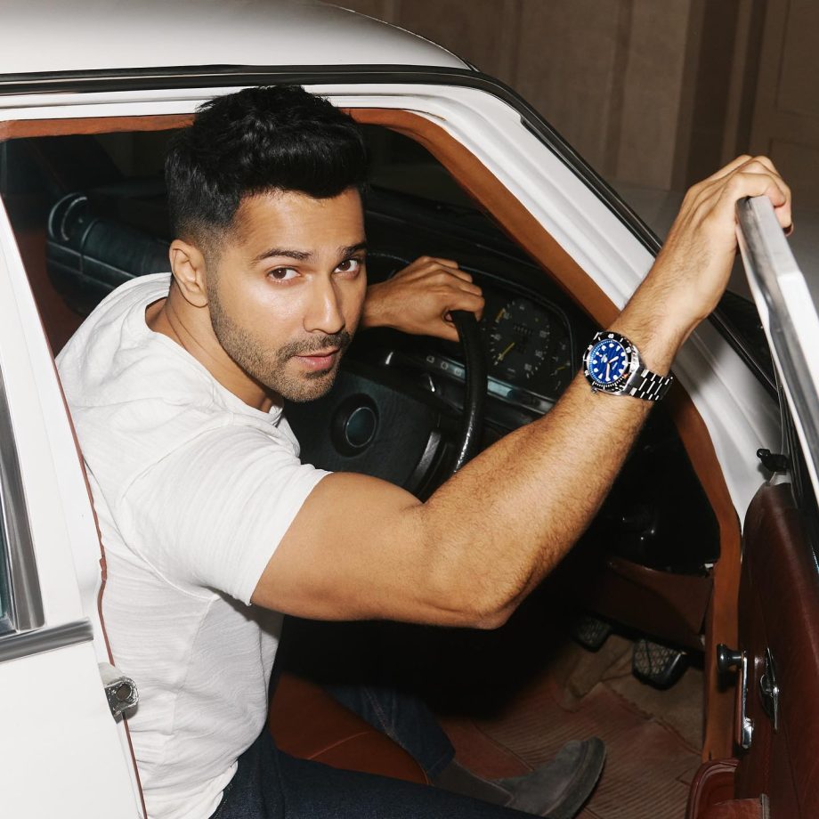 Dad-to-be Ranveer Singh Enjoys Quality Time At Home, Varun Dhawan Hops On Pop Corn 901127