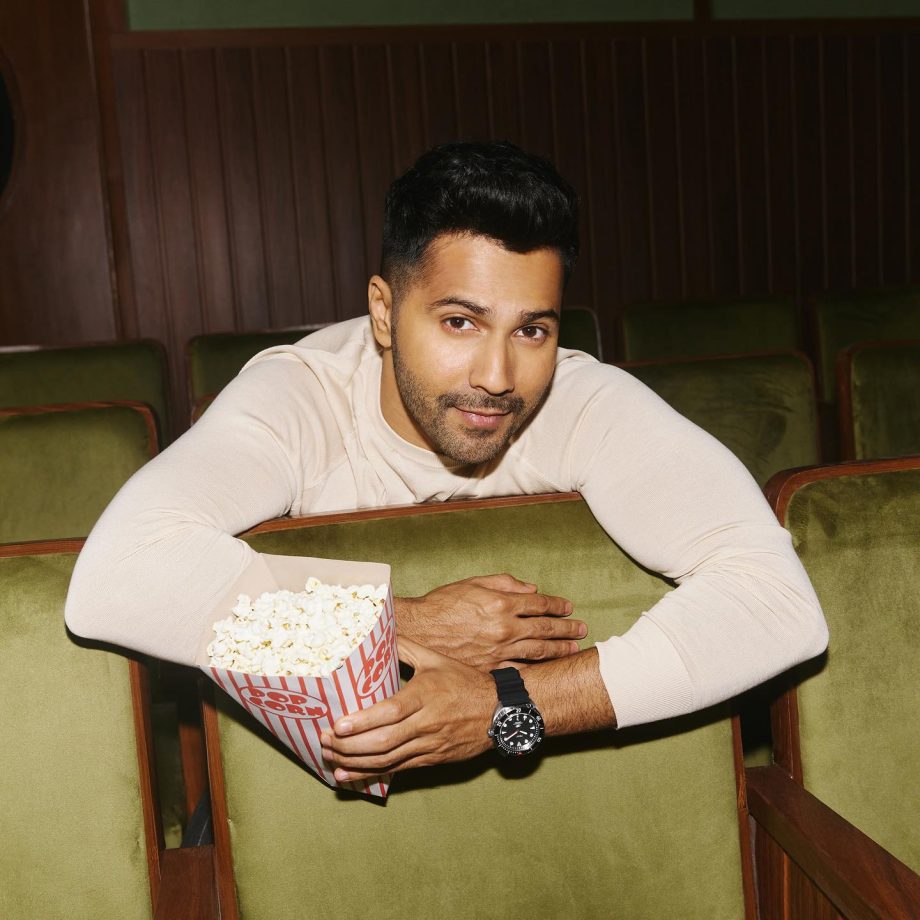 Dad-to-be Ranveer Singh Enjoys Quality Time At Home, Varun Dhawan Hops On Pop Corn 901128