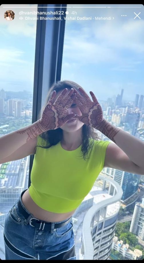 Dhvani Bhanushali Flaunts Simple Bridal Mehendi, Receives 'Extra Love' From Sister 902919