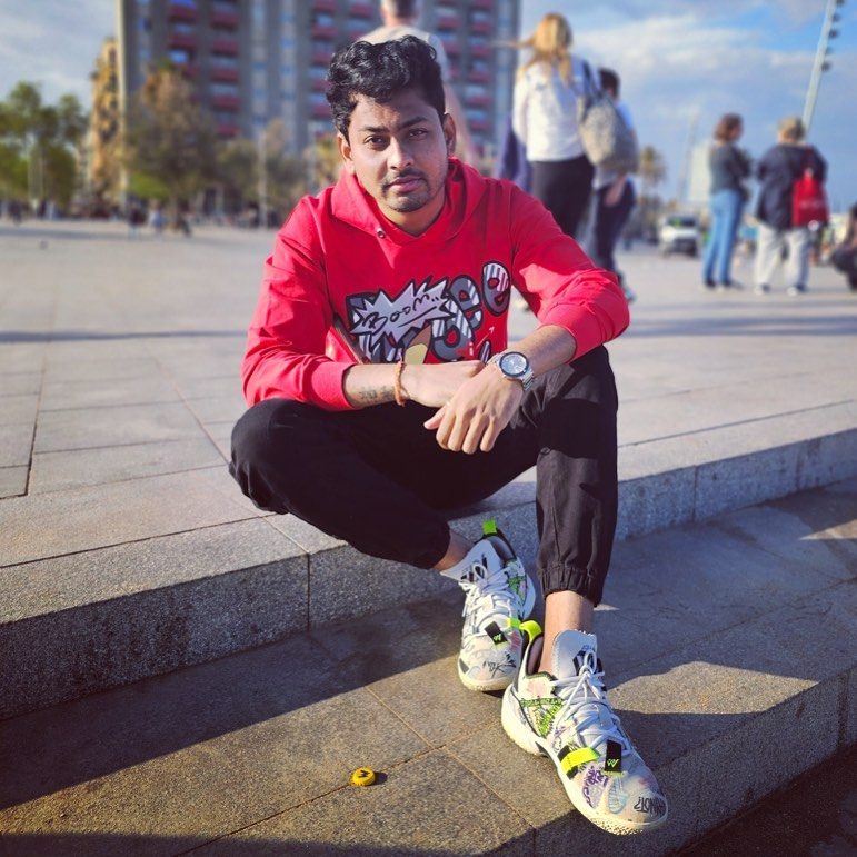 Dynamo Gaming Aka Aaditya Sawant Rocks Stylish Casual Outfits For Outdoor Fashion 900582