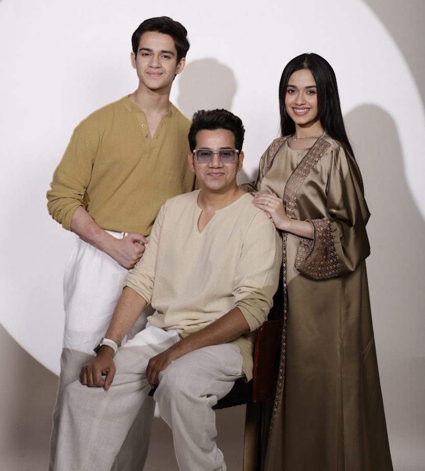 Father's Day 2024: Anushka Sen, Manushi Chhillar To Kajal Aggarwal- Celebs Wish Their Father In Special Way 900657