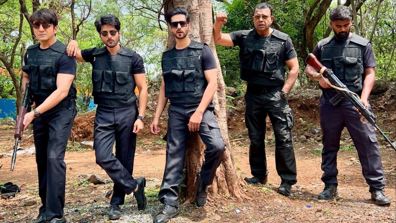 GHKKPM Fame Shakti Arora Turns Special Officer, Shares BTS Pictures With Squad 900576