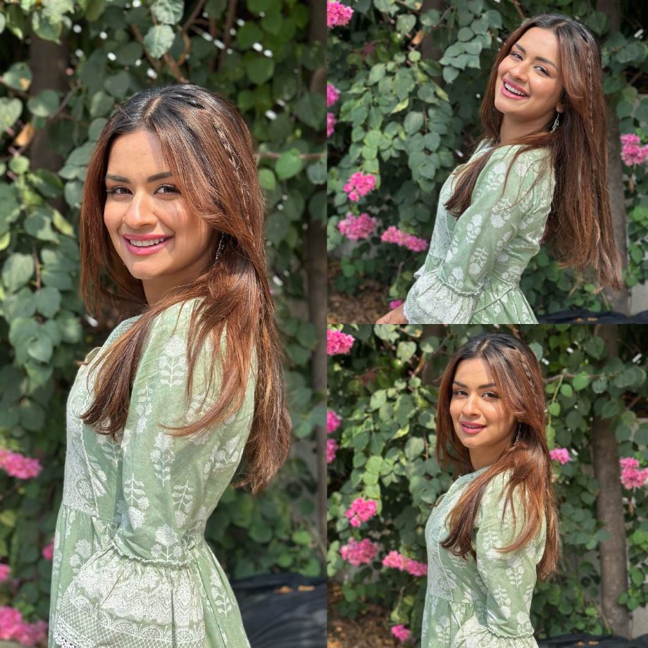 Luv Ki Arrange Marriage: Avneet Kaur Shines In Sunny Weather, Looks Gorgeous In Green Anarkali 901528
