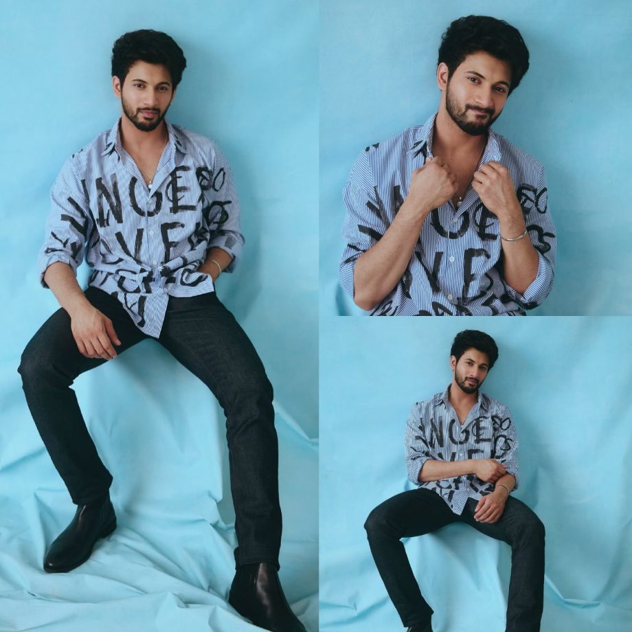 Men's Fashion: Kartik Aaryan Or Rohit Saraf - Who Is Giving Tough Competition In White And Blue Striped Shirt? 899683