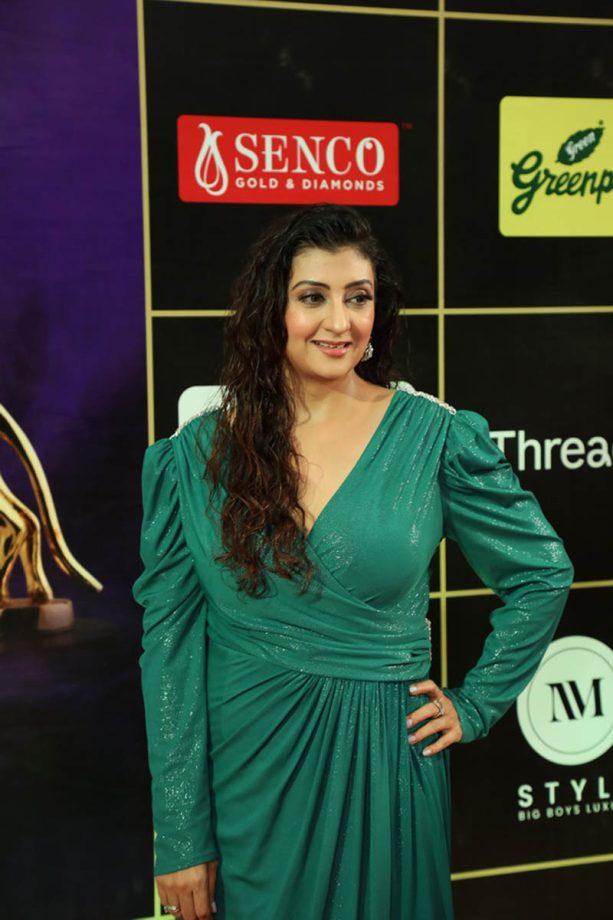 Red Carpet Moments: IWMBuzz Digital Awards Season 6 899006