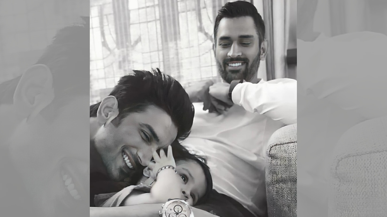 Revisiting the cute image of Sushant Singh Rajput & Ziva Dhoni with MS Dhoni 900148