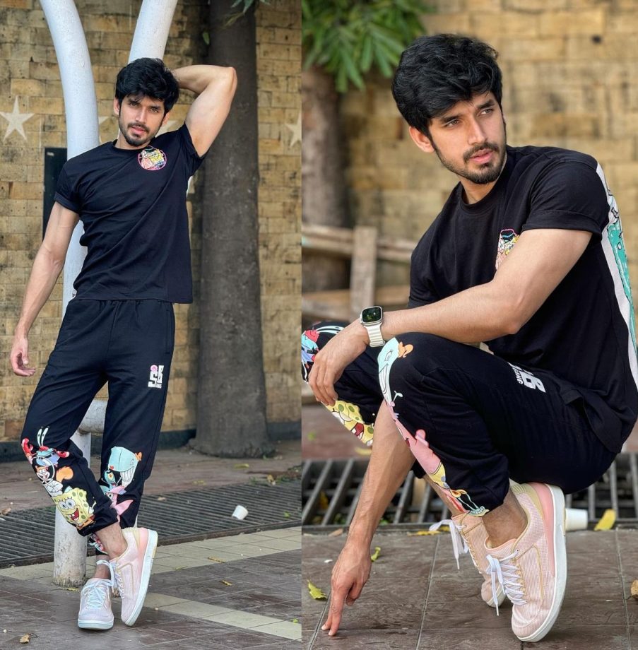 Who Nailed the Look? Paras Kalnawat's Casual Vibe Vs. Maniesh Paul's Shirtless Style 899254