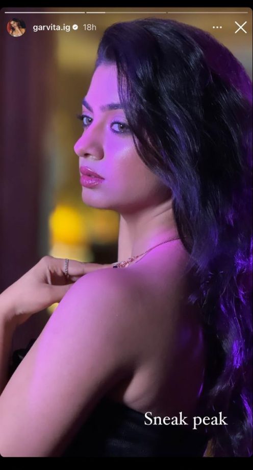 Yeh Rishta Fame Samridhi Shukla's Date Style, Rohit Rurohit's Formal Elegance, And Garvita Sandhwani's Glam Look 903779