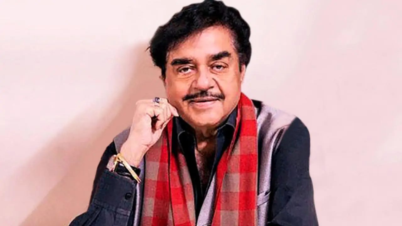 “Yes, I’ve Met Zaheer , He Is A Good Boy, He’ll Keep Her Happy,”Shatrughan Sinha Finally Clarifies  The Wedding Rumours 902043