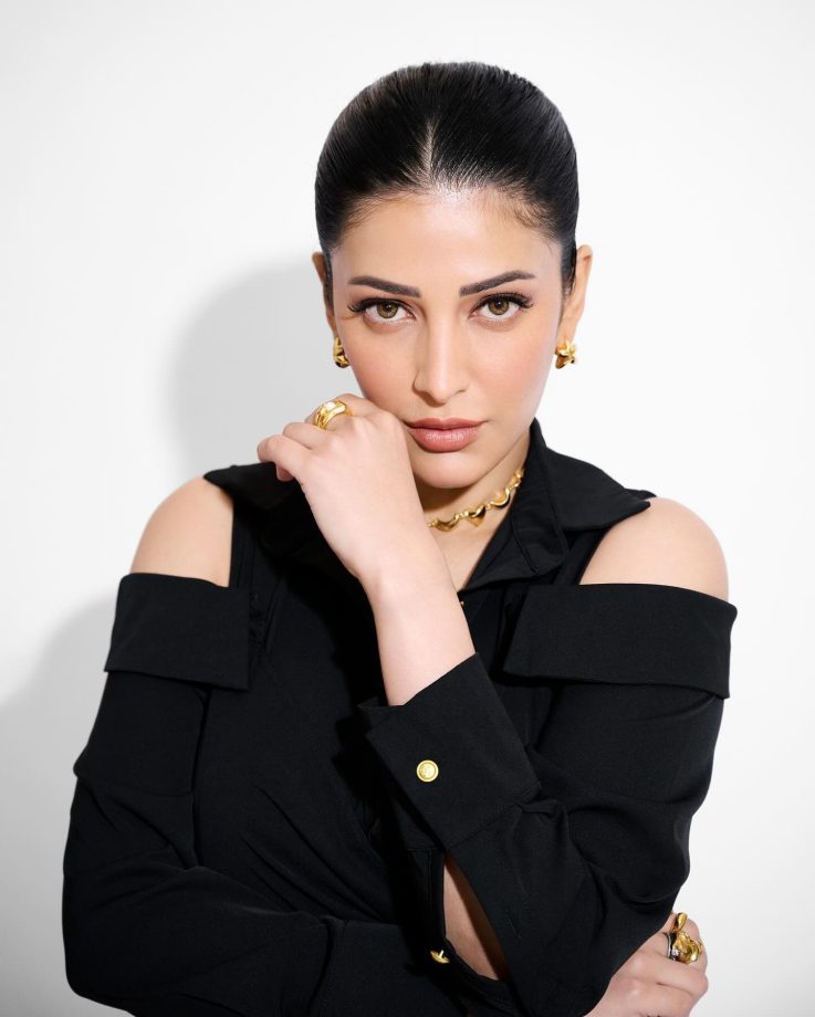 5 Things About Shruti Hassan's Gothic Look In Matte Black Attire Sets Her Different From Others 909521